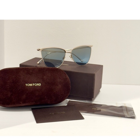 TOM FORD Veronica Cat-eye Semi Mirrored Sunglasses Gold Frame TF684 28W NEW - Picture 16 of 16